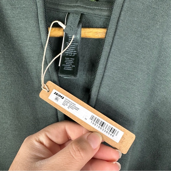 Nwt Skims Spruce zip up hoodie and straight leg fleece pants nwt set - Picture 15 of 17